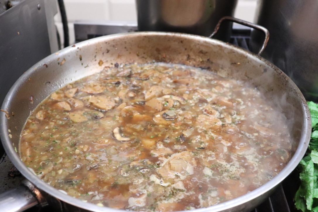 Smokey mushroom & wild rice soup