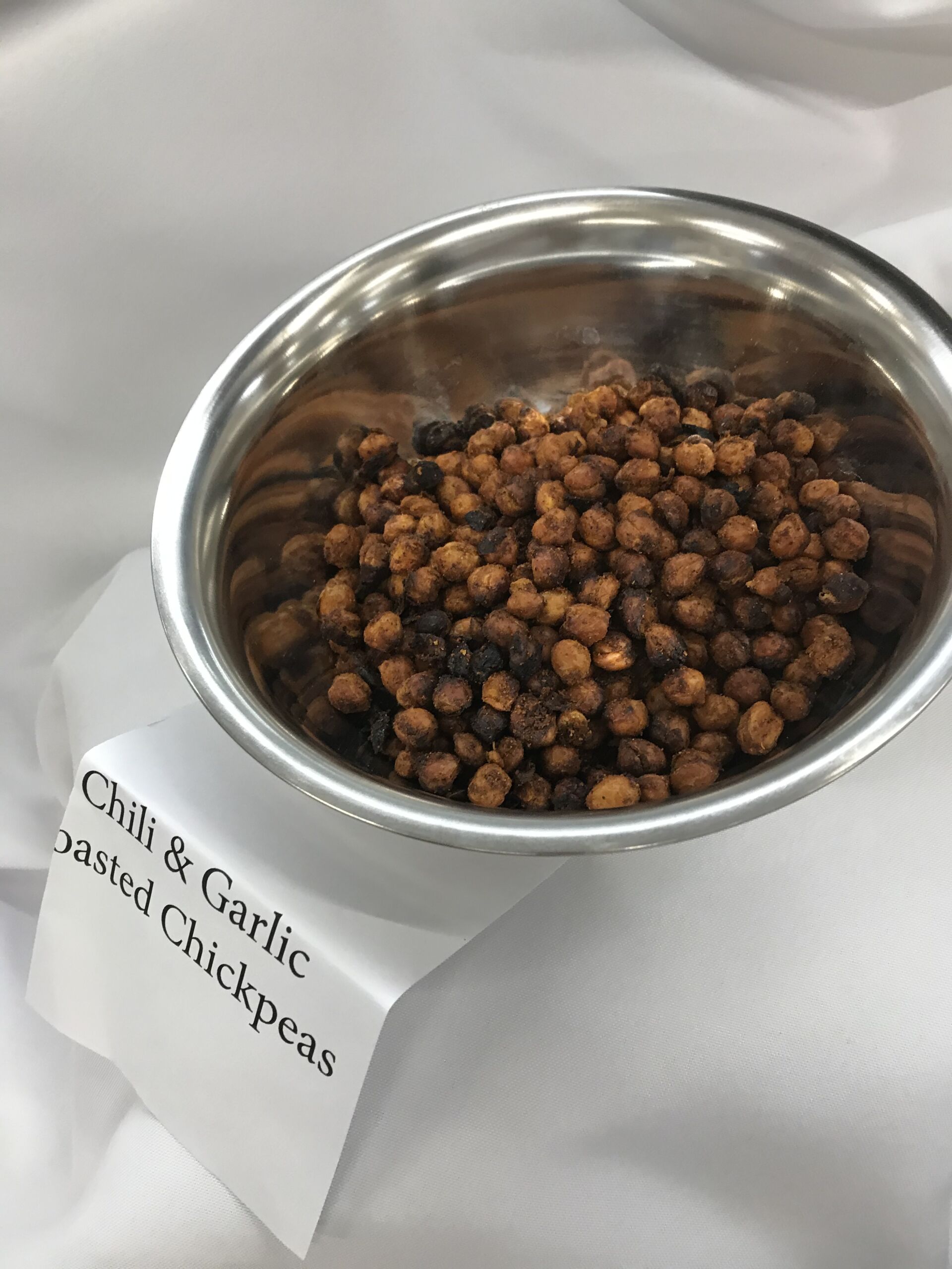 Chili & garlic roasted chickpeas