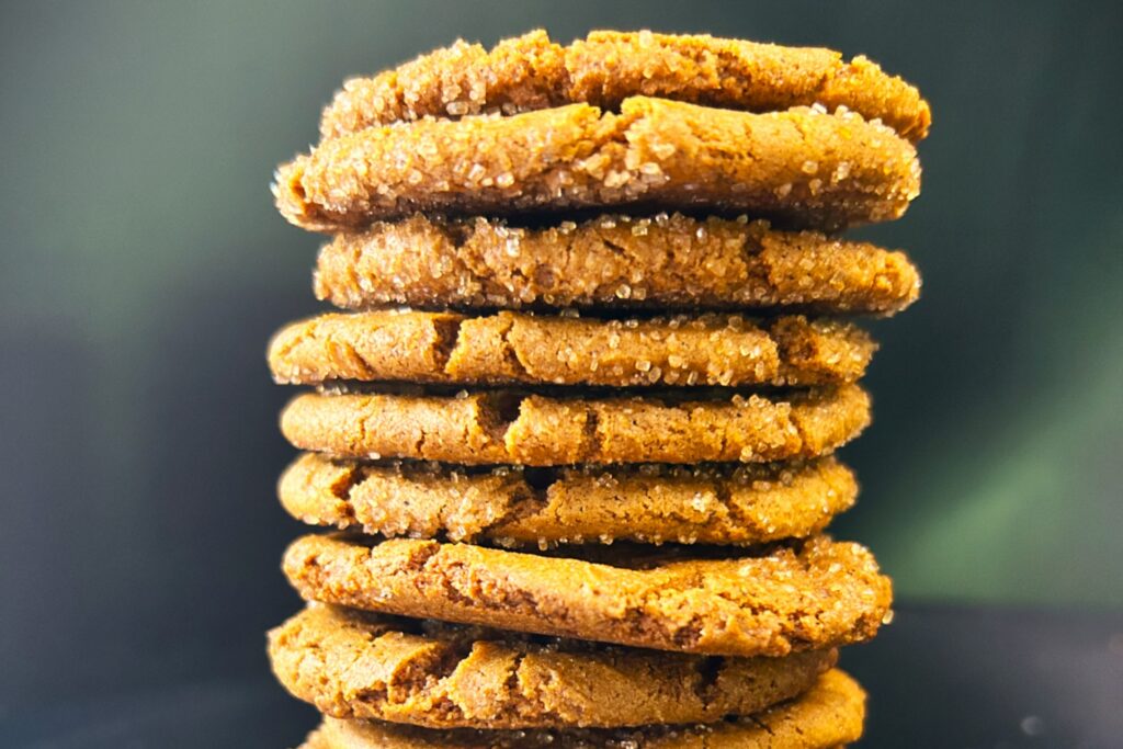 Ginger and black pepper cookies
