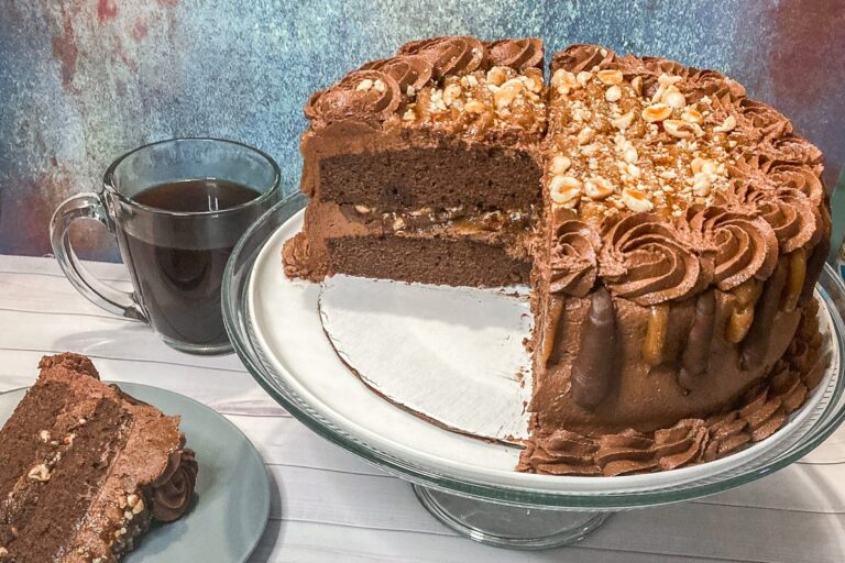 Snickers cake