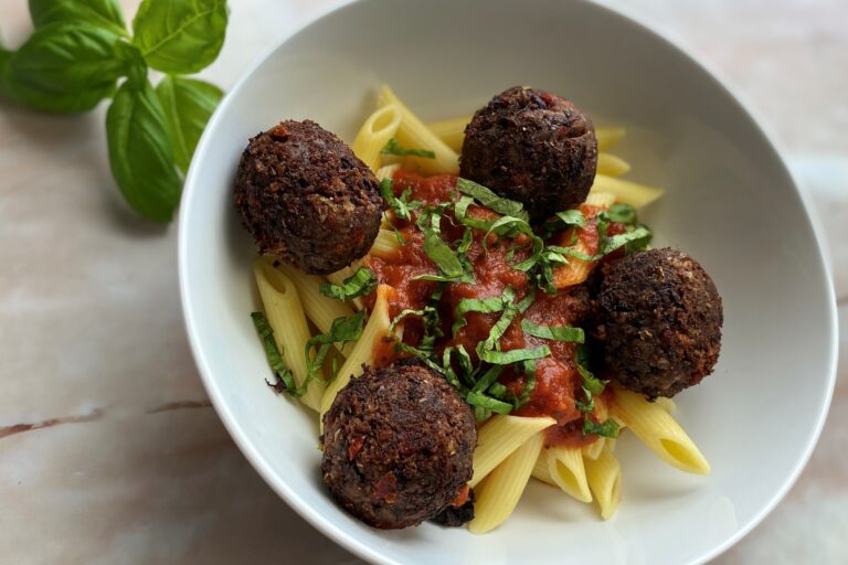 Black bean and sundried tomato pasta