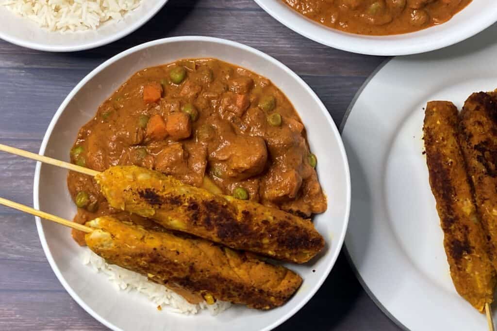 White bean tikka masala bowl